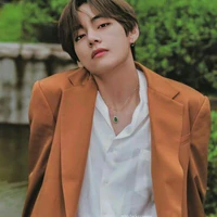 Kim Taehyung (v)