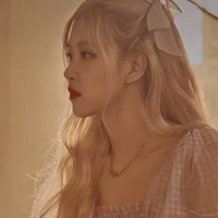 Park Chaeyoung - Nàng (út)
