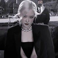 Park Chaeyoung (cô)