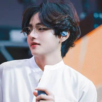 Kim Taehyung - V