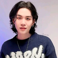 Min Yoongi - hắn