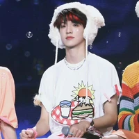 Trương Trạch Vũ ( Y )