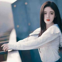Nhã Ly mẹ cô