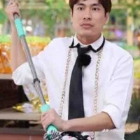 Kiều Minh Tuấn ( chú sáu)