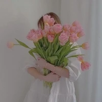 Phùng Mai Linh- Molly