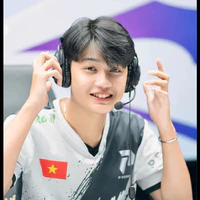D.Bình