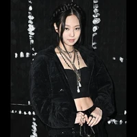 Kim jennie (em)