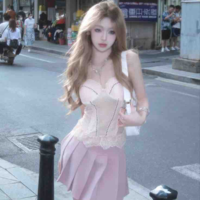 Võ Hoàng Yến - bff nữ9