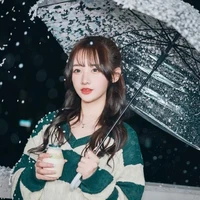 Phùng Tư Giai[nàng]