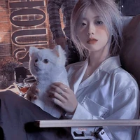 Lục Khánh Băng_ linzy