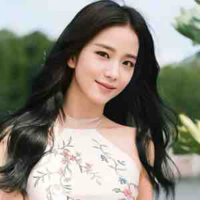 Kim jisoo “cô”