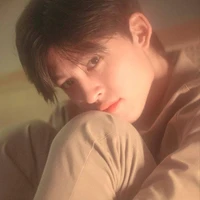 Pond ( bạn Bright )