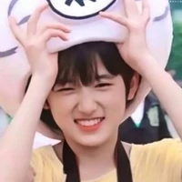 Á Hiên lúc nhỏ