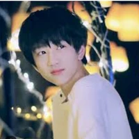 Tử Dật lúc nhỏ