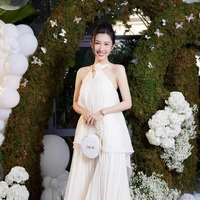 lê Huỳnh Thúy Ngân [cô]