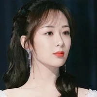 Dương Tử ( bạn cực thân của nữ 9)