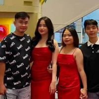 cả nhóm