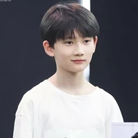 Dư Vũ Hàm (Lúc nhỏ)