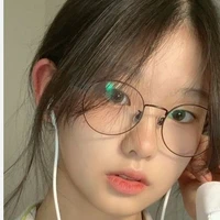 Minh Thư bạn thân của Thảo