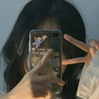 Thanh Huyền đàn e của Long