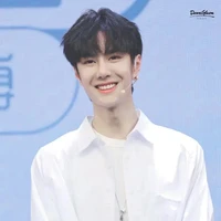 Vương nhất Bác [ Ca sĩ ]