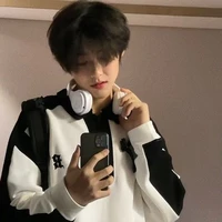 Phùng Sư Tử      [Wuynt Hamira]