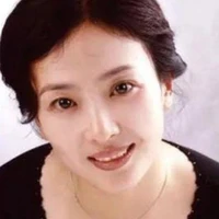 Mẹ Lý Kiệt .