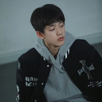 Quan Tuấn Thần-Z