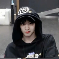 Lưu Diệu Văn - anh