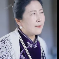 Mẹ của (Cố Chi Vệ)