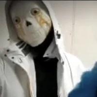 707