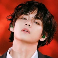 Kim Taehyung - Hắn