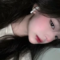 Vũ Ngọc Anh (cam)