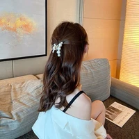 Hàn Như Quỳnh( chị gái nu9)