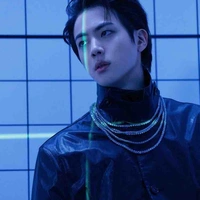 Kim SeokJin-mẹ Hắn