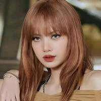 Lalisa Monobal (Cô)
