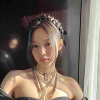 Jennie Kim - Em