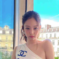 Kim Jennie ( em ) 
