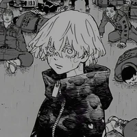 @Senju_>⁠.⁠<