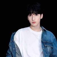 •Nghiêm Hạo Tường