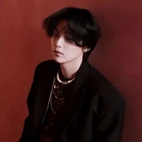 Min Yoongi- hắn