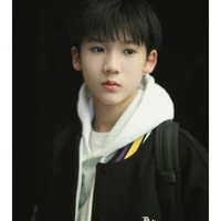 Dư Tuấn Hy (hắn4)