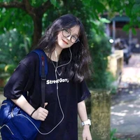 Tô Yến Hòa e gái sinh đôi