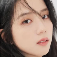 Kim Jisoo(chị)
