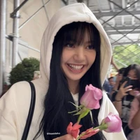 Lalisa Manobal(cô)