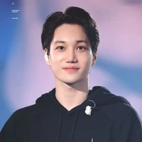 Kai(bạn cô)