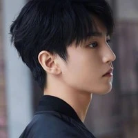 Vương Tuấn Khải