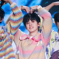 cọng lông mũi của JH