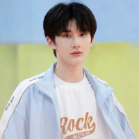 Dư Vũ Hàm_anh
