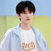 Dư Vũ Hàm_anh